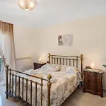 And Center House Tatil Evi *