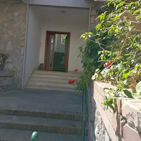 Дом отдыха And Center House Сорренто